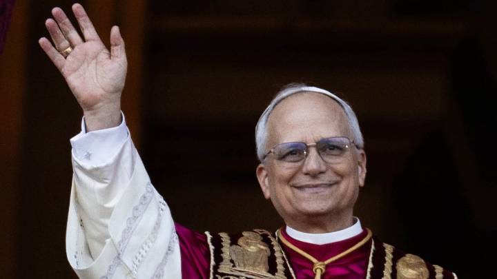 Downey teen to ask Pope questions during digital encounter