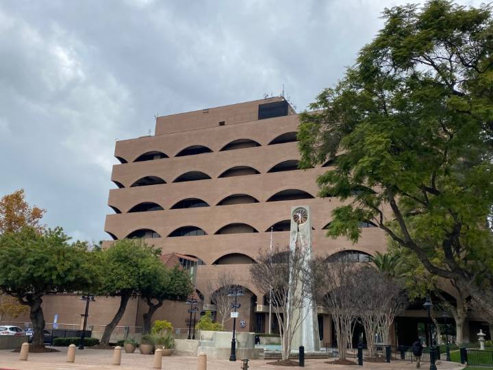 Riverside OKs $100,000 in emergency food aid as federal shutdown continues