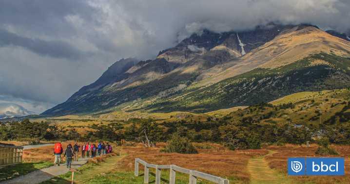 Turista mexicano fallecido, coreana rescatada grave y británica desaparecida en Torres del Paine