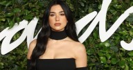 Critican a Dua Lipa por rechazar celular; fans mexicanos temen desaire
