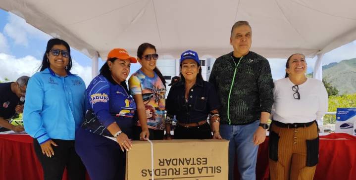 Más de 800 ayudas técnicas entregó Marisel Velásquez a familias vulnerables