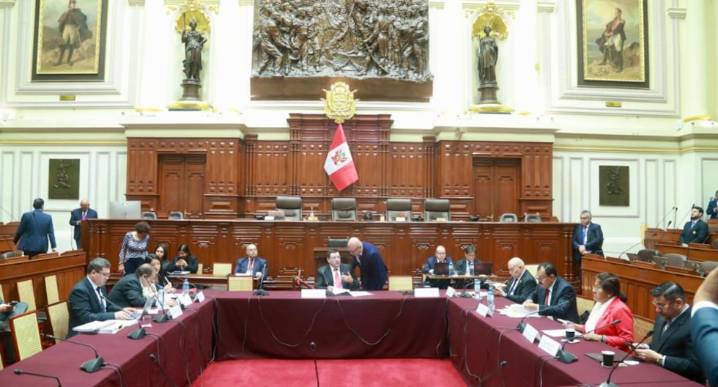 Presupuesto 2026 avanza: Comisión de Presupuesto aprueba el predictamen por amplia mayoría