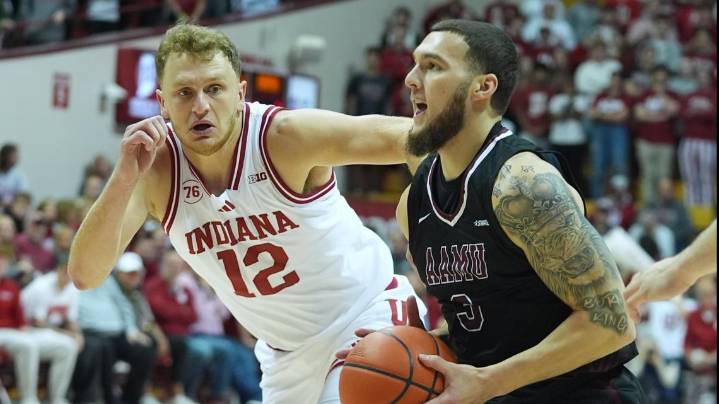 DeVries era opens with a bang as Reed Bailey scores 21 to lead Indiana past Alabama A&M 98