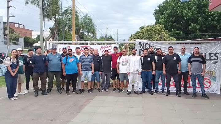 Trabajadores de Fate y Georgalos se reunieron para debatir cómo enfrentar los ataques y reforma laboral