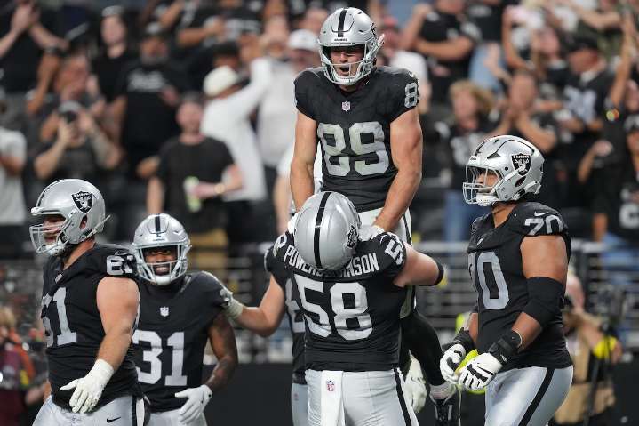 Raiders vs. Broncos: Odds boosts, best bet and Anytime TD prop probabilities for NFL Thursday Night Football