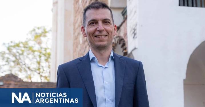 Radical “con peluca” dice que el Gobierno de Milei “es la última bala que tenemos”