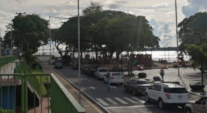 Exigen respetar las paradas del Paseo Orinoco de Ciudad Bolívar