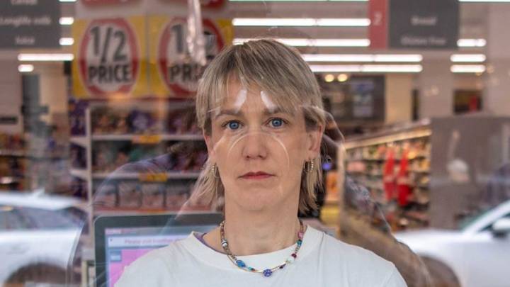 Supermarket plastic waste: Coles, Woolworths, Aldi and IGA criticised for excessive packaging