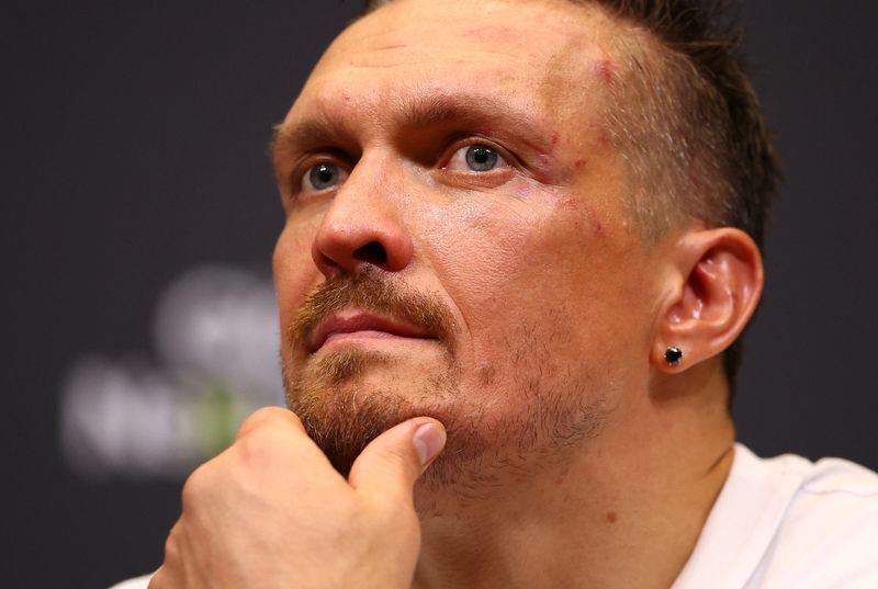 Boxing-Usyk vacates WBO heavyweight title, Wardley set to take over