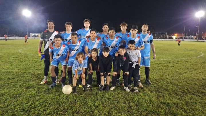 Primera A: San Martín empató con Naón y sigue en la punta