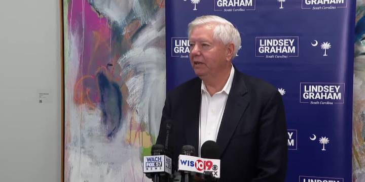 WATCH: Sen. Lindsey Graham addresses shutdown during Columbia stop