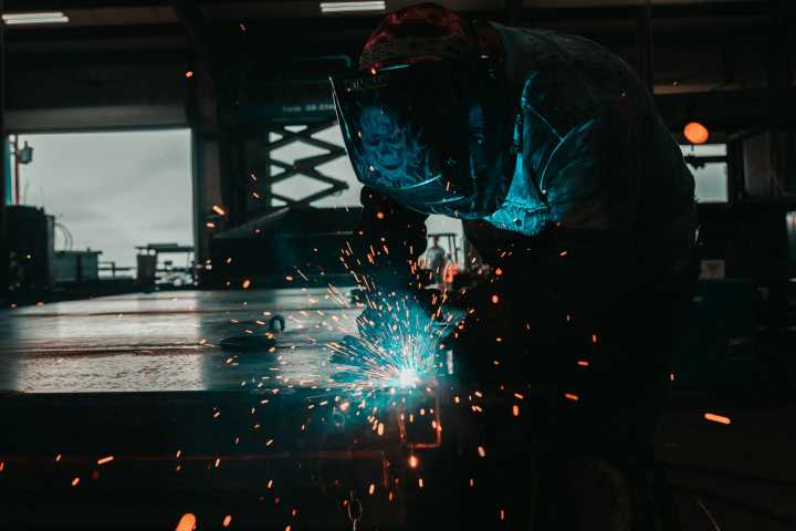 ¿Cómo va la economía de Nuevo León en 2025 frente a México y Estados Unidos?