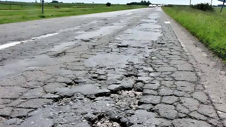 Advierten que 30 de 40 mil kilómetros de rutas necesitan mantenimiento "urgente"