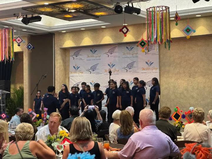 Recaudan 70 mil dólares en la subasta anual de Fundación Alas de Águila