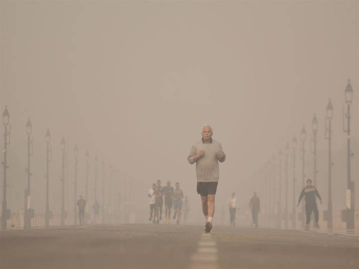 Saurabh Bharadwaj accuses Delhi Govt of fabricating AQI data