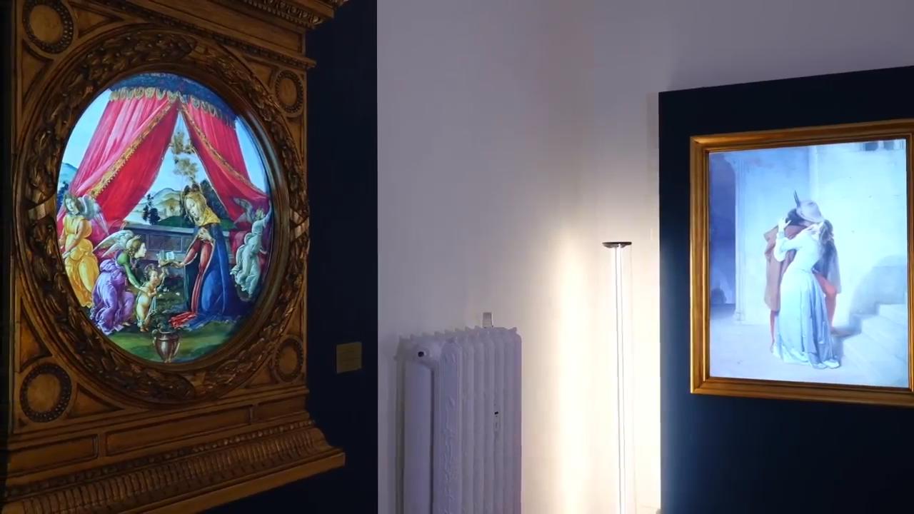 Funding museums through digital copies of art masterpieces