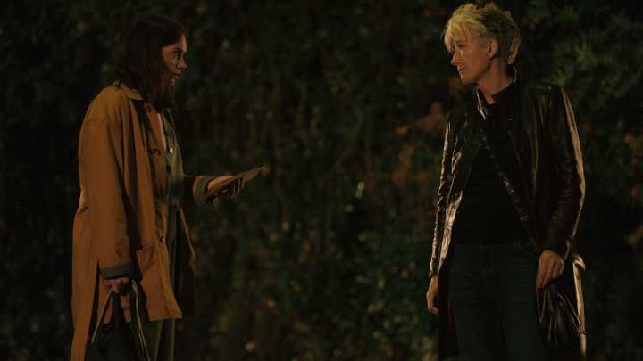 Emma Thompson delivers as gritty P.I. in 'Down Cemetery Road'