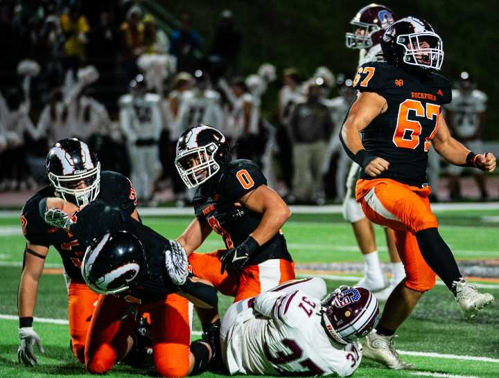 Michigan high school football scores from MHSAA district playoff openers