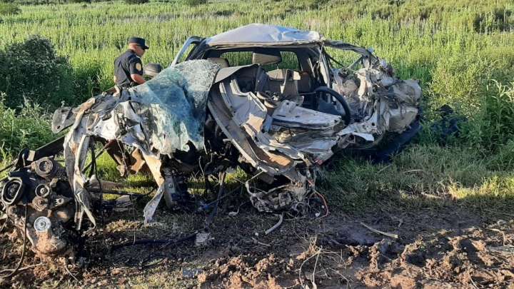 Grave accidente entre un automóvil y un camión en Concepción del Uruguay
