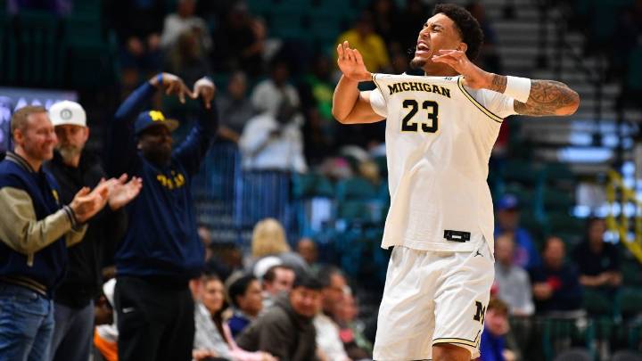 Michigan makes statement with 40-point win vs. Gonzaga