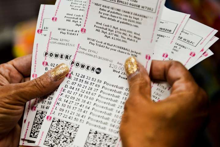 2 winning Powerball tickets sold in Pa.