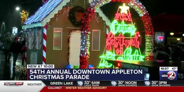 Downtown Appleton Christmas parade returns to College Avenue