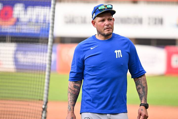 Yadier Molina aterriza en Venezuela y toma las riendas del Magallanes: «Hay que sudar la camisa»