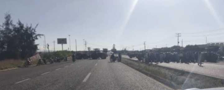 Productores agrícolas de Guanajuato retoman bloqueos carreteros en distintos puntos del estado