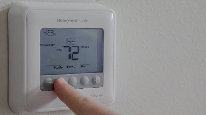 Delays in energy assistance program predicted to continue after shutdown ends