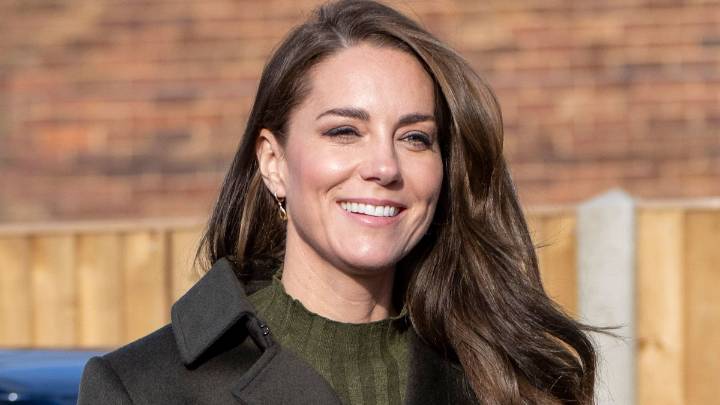 Kate Middleton highlights 'unseen realities' of motherhood in emotional mental health letter