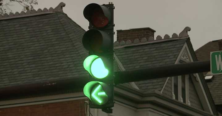 City to test solution to 'unsafe' center lane use on Glenway Ave. in West Price Hill