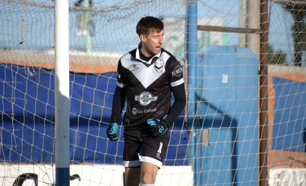 Pasó de todo, pero La Armonía terminó la tarde como la empezó: ganando