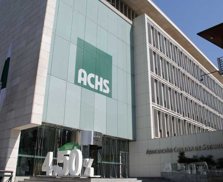 ACHS abre proceso de postulación para profesionales en 6 regiones de Chile: ¿Cómo postular?