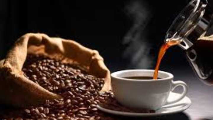 ANMAT prohibió la venta de conocidas marcas de café por irregularidades sanitarias