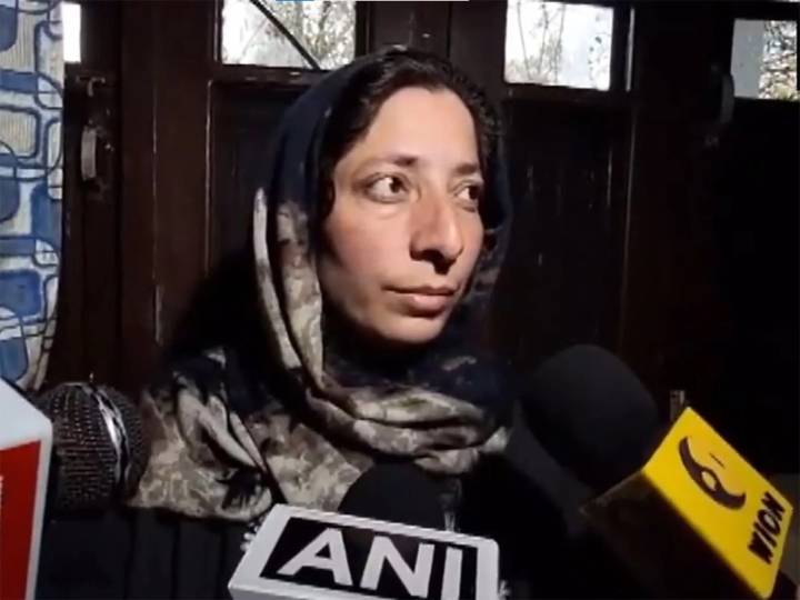 “Security forces have picked up my husband,” alleges sister-in-law of Delhi blast case suspect in Pulwama
