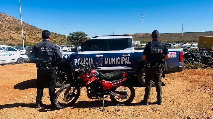 Detienen en operativo a sujeto por posesión de vehículo con reporte de robo