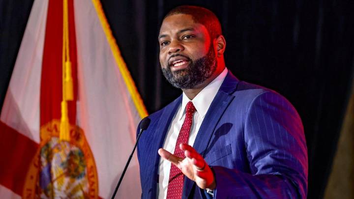 Governor hopeful Byron Donalds denounces rise of ‘woke right’ in speech