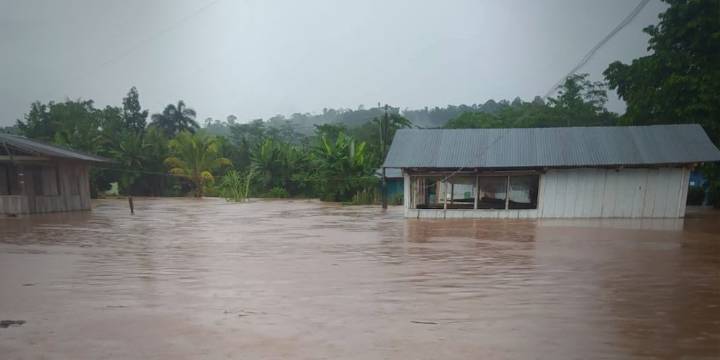 Pangoa inundada: desborde del río arrasa comunidades y denuncian mal uso del dinero para desastres