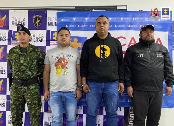 Sargentos del Ejército fueron enviados a la cárcel por sacar armas, munición y uniformes de los almacenes