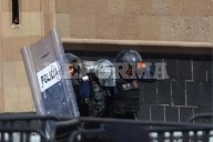 Deja 120 heridos y 40 detenidos enfrentamiento en Zócalo