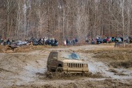 Off-roaders take to the mud for annual ‘Moundsgiving’