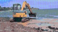 Frankston seawall: Unauthorised excavator damages beach near Olivers Hill