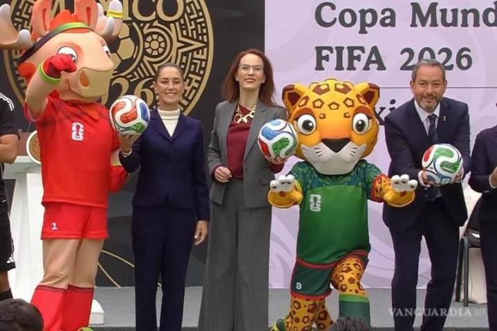 Presenta Sheinbaum la Copa Mundial 2026 y confirma a México como sede del partido inaugural