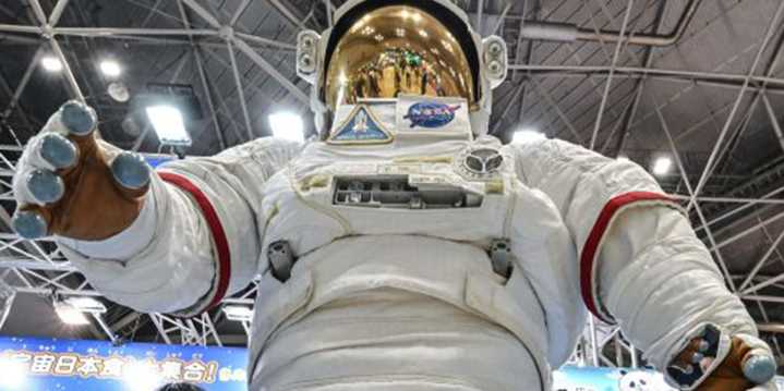 Troops in orbit? US dominance demands Space Force 'guardians,' ex