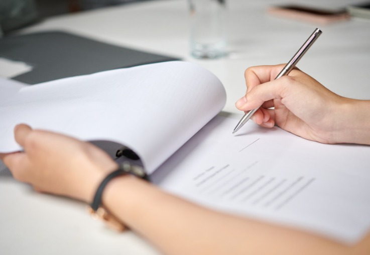 Cargos al alcalde de Yotoco, Valle del Cauca, por presuntas irregularidades en celebración de contratos