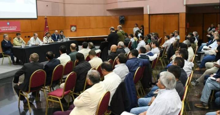 Municipios del interior ajustan sus cuentas y reducen empleados