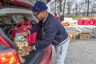 Cleveland Clinic, UH provide Thanksgiving meals to 4,000 Northeast Ohio families