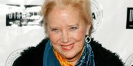 Sally Kirkland, stage and screen star who earned an Oscar nomination in ‘Anna,’ dies at age 84