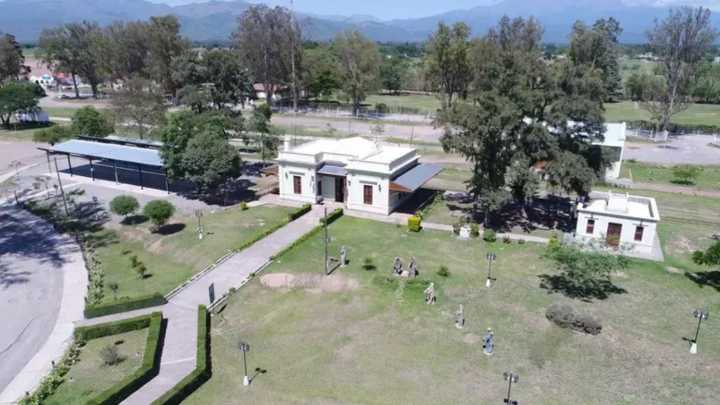 Dónde está el pueblo considerado como el corazón de los valles salteños