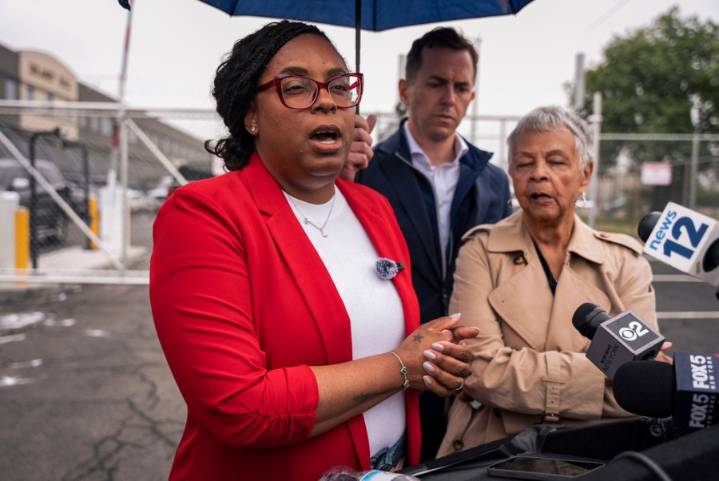 Judge refuses to toss assault case against New Jersey Democrat